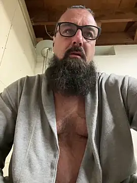 alphareign85 online show from 02-07-26, 10:56