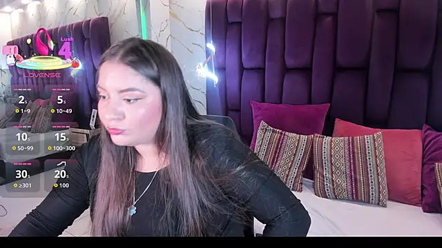 anamontiell1 online show from 01-13-26, 05:33