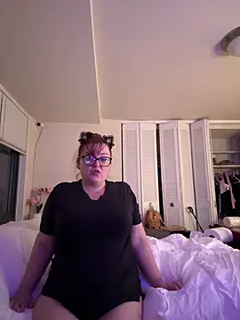 KittyCreamKisses online show from 02-06-26, 03:24