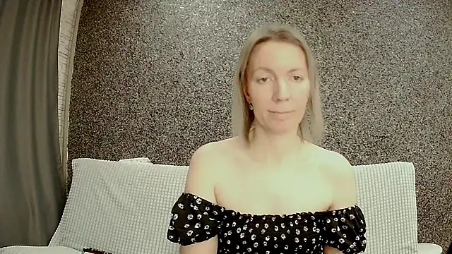 Amanda Luxe online show from 01-17-26, 03:10