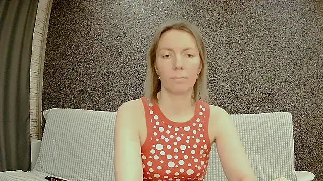 Amanda Luxe online show from 01-13-26, 02:59