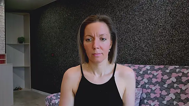 Amanda Luxe online show from 03-27-26, 03:04