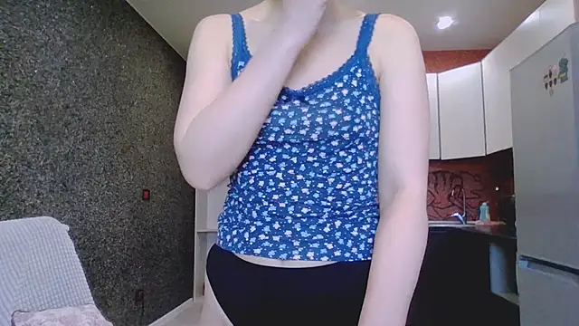 Amanda Luxe online show from 02-21-26, 03:19