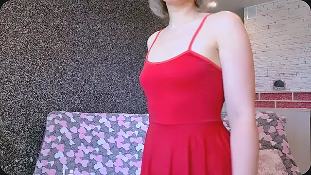 Amanda Luxe online show from 06-04-26, 03:00