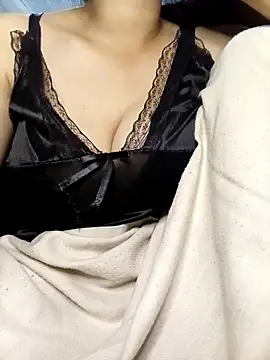 Merrylinh online show from 03-08-26, 09:01