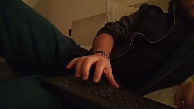 Reb born89 online show from 01-14-26, 05:27