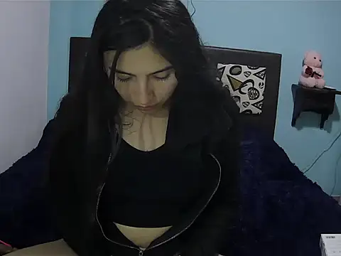 Emily Gree online show from 05-13-26, 01:12