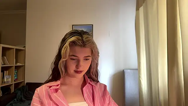 Dia DeAmas online show from 05-20-26, 01:19