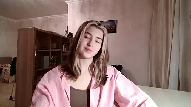 Dia DeAmas online show from 02-16-26, 03:32