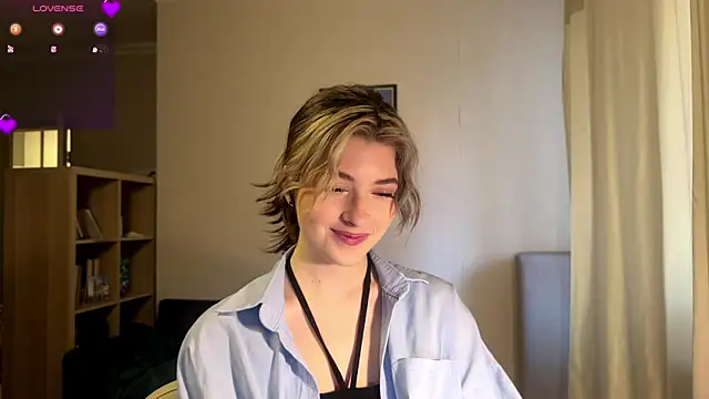 Dia DeAmas online show from 05-14-26, 04:04