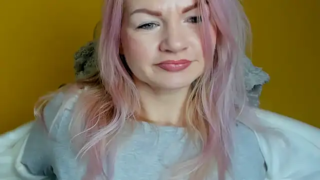 Madonna Fire online show from 01-18-26, 12:30