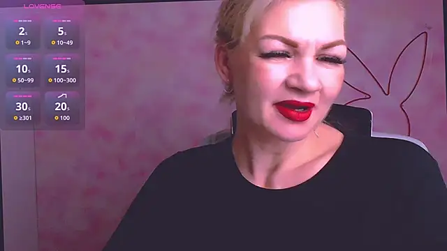 Snapshot of Madonna_Fire chatting on 05-14-26, 12:02 Madonna Fire online show from 05-14-26, 12:02