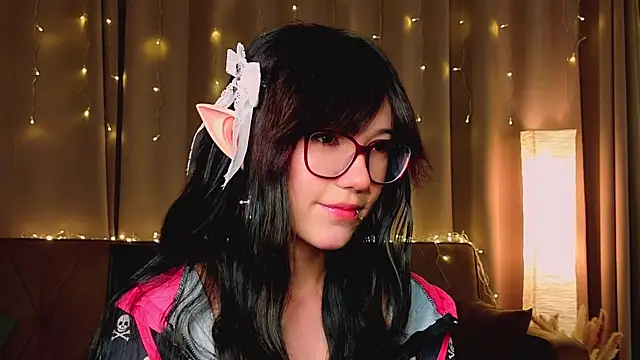 LaveraBadlam online show from 01-15-26, 06:55