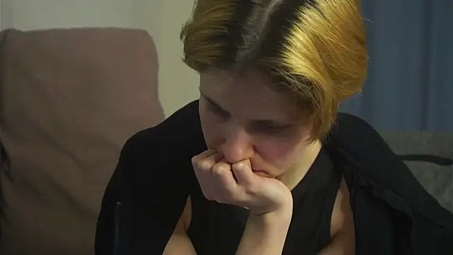 JoycelynMoctezuma online show from 01-13-26, 08:46