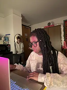 CookiesNcreaming online show from 02-05-26, 12:06