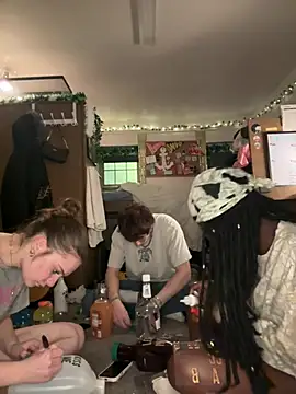 CookiesNcreaming online show from 03-07-26, 03:46