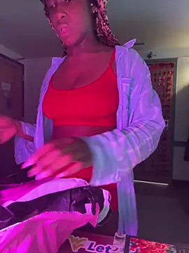 CookiesNcreaming online show from 02-12-26, 07:46