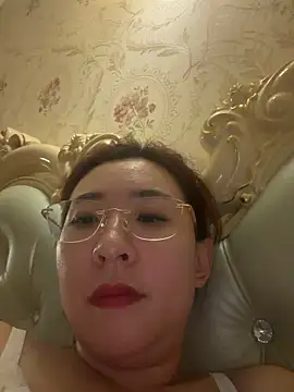 Jingjingxiang-520 online show from 05-13-26, 02:57