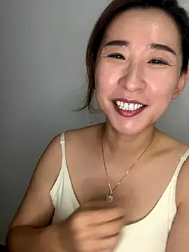 Snapshot of Jingjingxiang-520 chatting on 01-09-26, 01:34 Jingjingxiang-520 online show from 01-09-26, 01:34