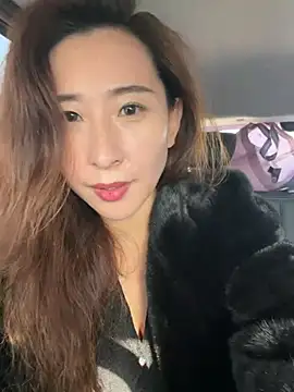 Snapshot of Jingjingxiang-520 chatting on 01-15-26, 02:04 Jingjingxiang-520 online show from 01-15-26, 02:04