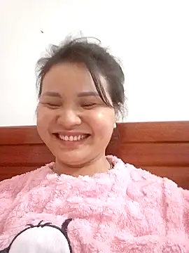 kira0021 online show from 01-11-26, 01:51