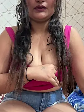 Curvy Anaya online show from 06-08-26, 11:44