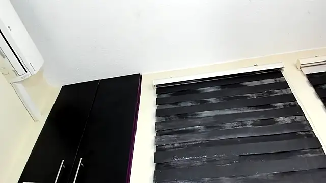 vanesadimaria online show from 10-17-25, 04:42