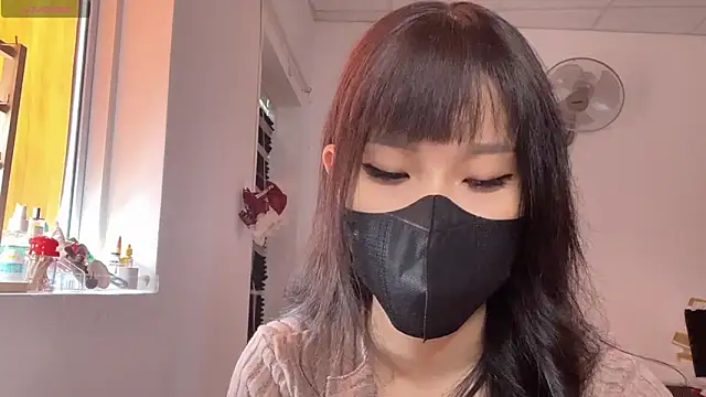 Snapshot of Tieu-May chatting on 02-25-26, 07:52 Tieu-May online show from 02-25-26, 07:52