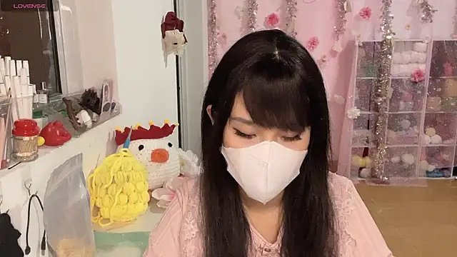 Tieu-May online show from 03-10-26, 08:24