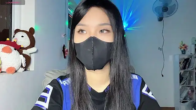 Tieu-May online show from 05-29-26, 07:58