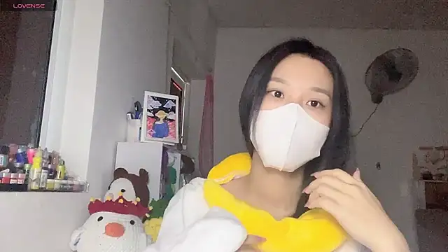 Tieu-May online show from 05-04-26, 09:12