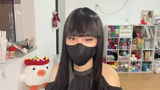 Tieu-May online show from 03-06-26, 08:53