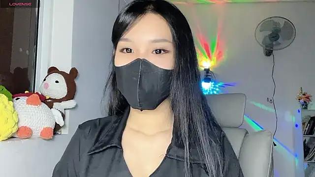 Tieu-May online show from 06-02-26, 07:52