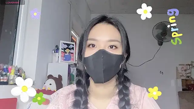 Tieu-May online show from 05-05-26, 07:11