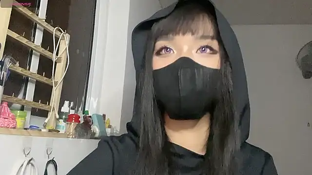 Snapshot of Tieu-May chatting on 02-14-26, 05:13 Tieu-May online show from 02-14-26, 05:13