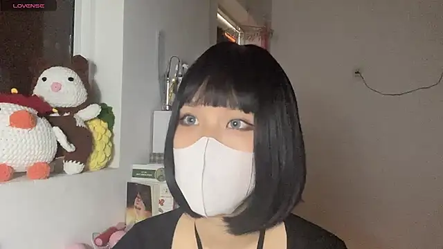 Tieu-May online show from 04-11-26, 07:45