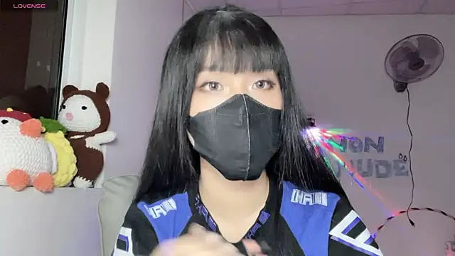 Tieu-May online show from 07-16-26, 09:45