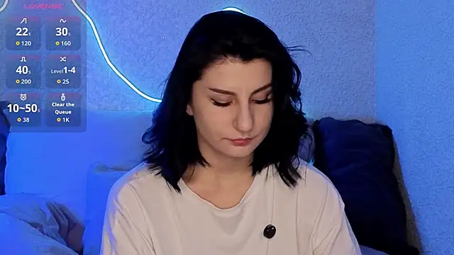 Snapshot of ValeryAlfie chatting on 03-03-26, 04:03 ValeryAlfie online show from 03-03-26, 04:03