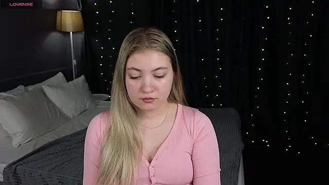 Angel  Grace online show from 04-12-26, 12:03