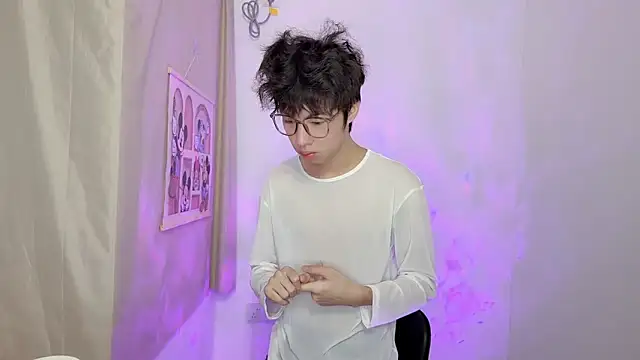 Snapshot of afahyu chatting on 03-13-26, 01:43 afahyu online show from 03-13-26, 01:43