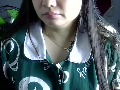 Sarah no land online show from 02-08-26, 02:42