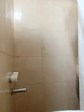 Snapshot of bra33 chatting on 02-06-26, 09:00 bra33 online show from 02-06-26, 09:00