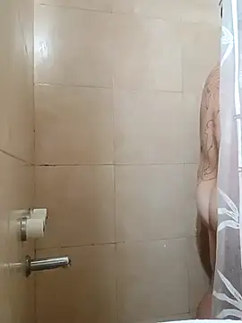 Snapshot of bra33 chatting on 02-05-26, 09:32 bra33 online show from 02-05-26, 09:32