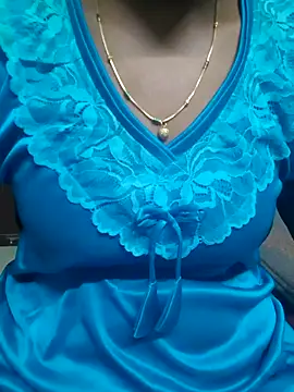 Snapshot of tamil-Diya90 chatting on 02-06-26, 10:11 tamil-Diya90 online show from 02-06-26, 10:11