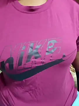 Snapshot of tamil-Diya90 chatting on 02-10-26, 04:28 tamil-Diya90 online show from 02-10-26, 04:28