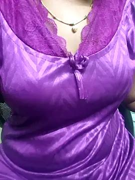 Snapshot of tamil-Diya90 chatting on 02-04-26, 09:48 tamil-Diya90 online show from 02-04-26, 09:48