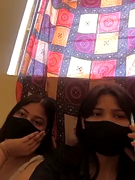 Snapshot of Sakshi-Aditi chatting on 02-26-26, 06:35 Sakshi-Aditi online show from 02-26-26, 06:35