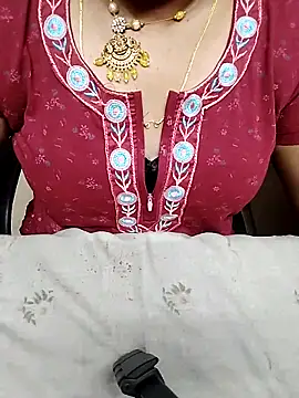 tamil-monisha online show from 02-12-26, 01:33