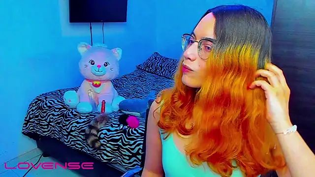 lillykittyyy online show from 04-06-26, 03:13