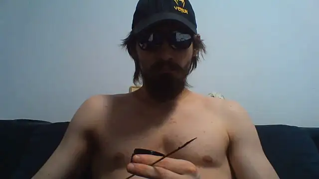 Snapshot of KaelNox chatting on 06-21-26, 10:26 KaelNox online show from 06-21-26, 10:26